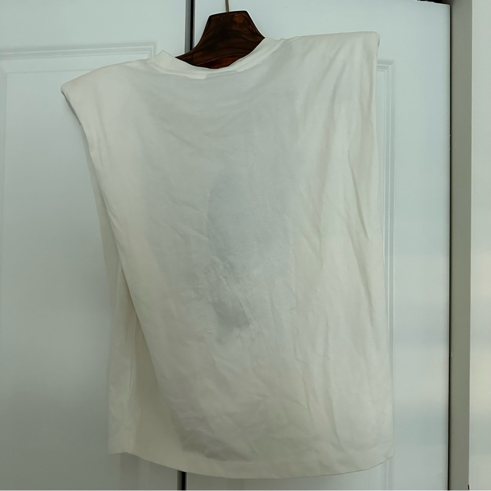 FARM Rio White Graphic Sleeveless Muscle Tee with Tropical Print - Picture 6 of 10